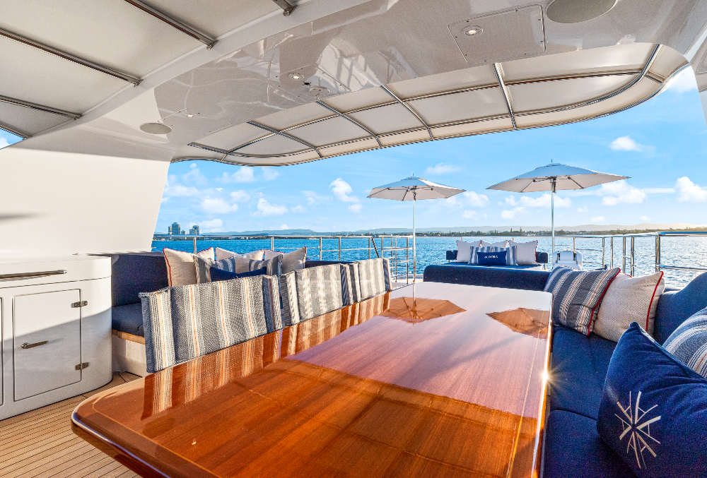 Aurora_Upper deck