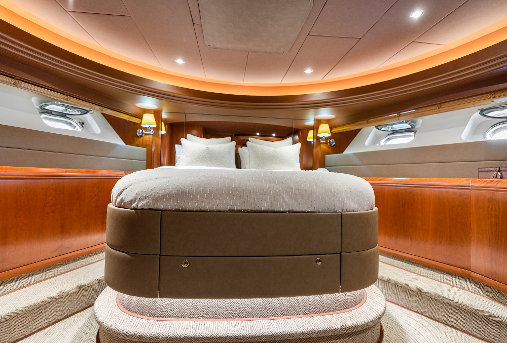 Aurora_VIP Cabin