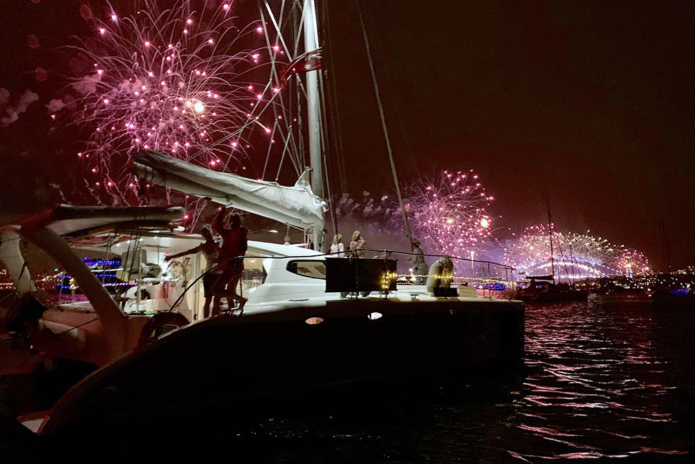 BAREFOOT NYE Fireworks 01